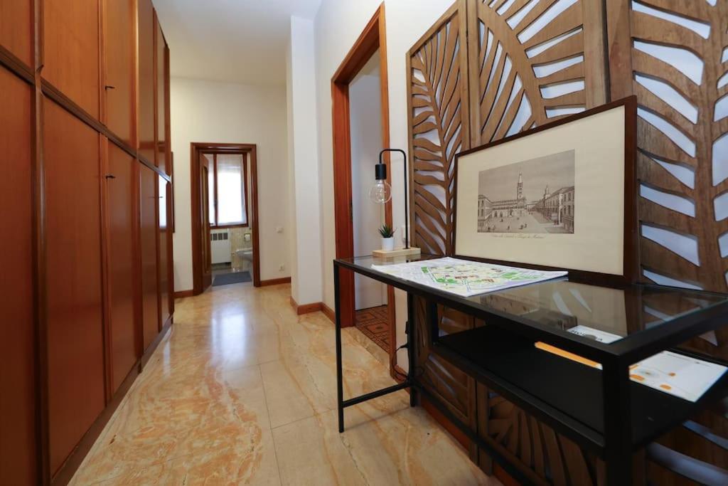 - Vicino Al Centro - Free Parking & Wi-fi Modena