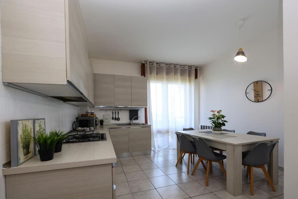 - Vicino Al Centro - Free Parking & Wi-fi