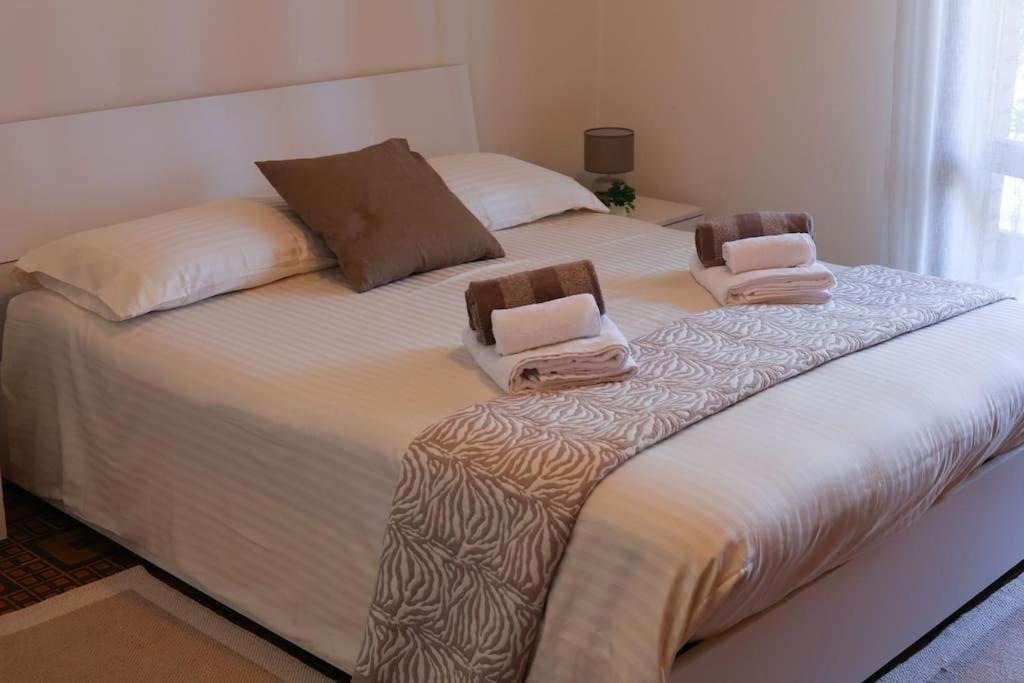 - Vicino Al Centro - Free Parking & Wi-fi Appartamento